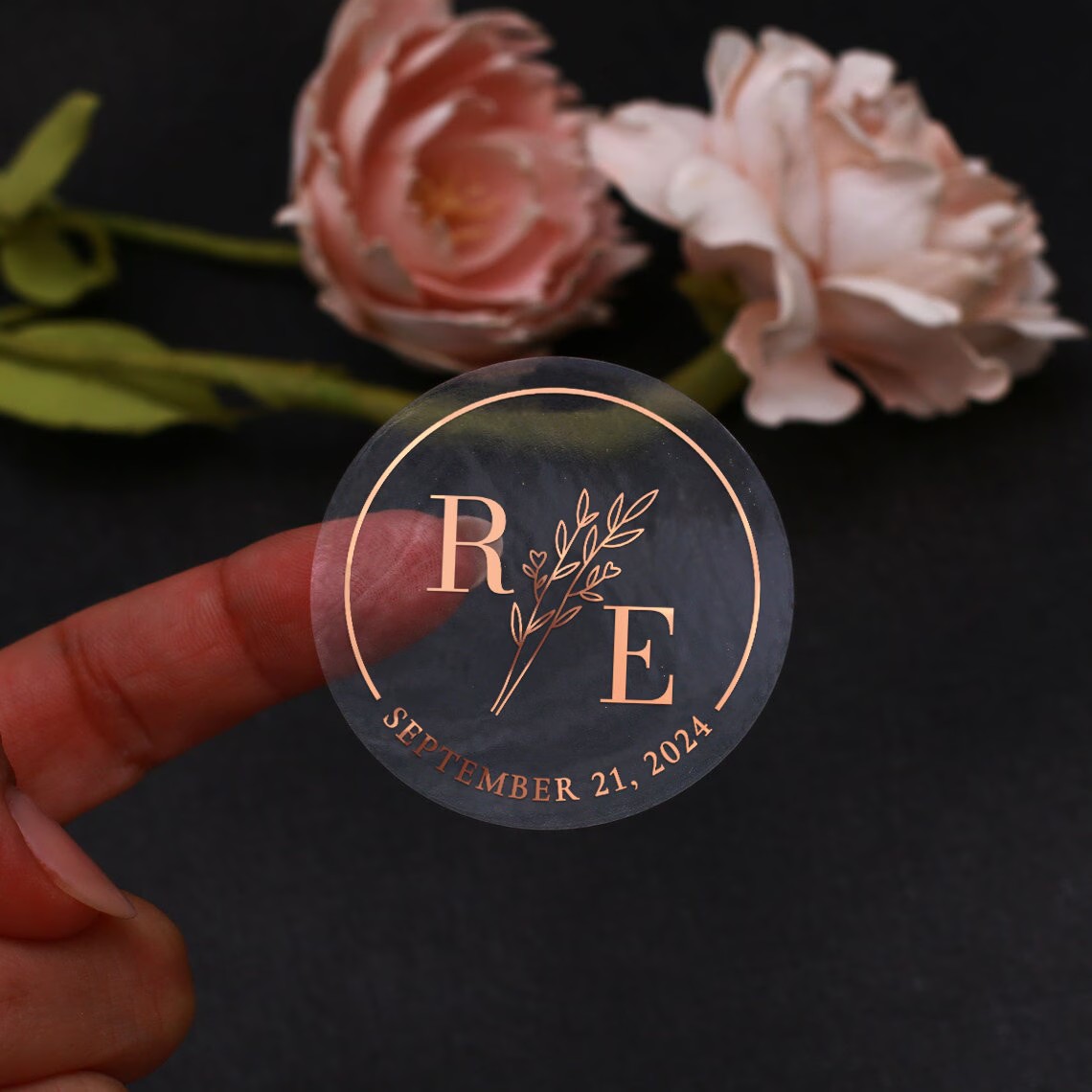 Duidelijke botanische trouwsti - Wedding Envelopes recensie en prijs
